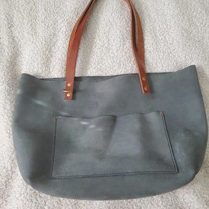 Portland leather large classic tote in storm with tandles